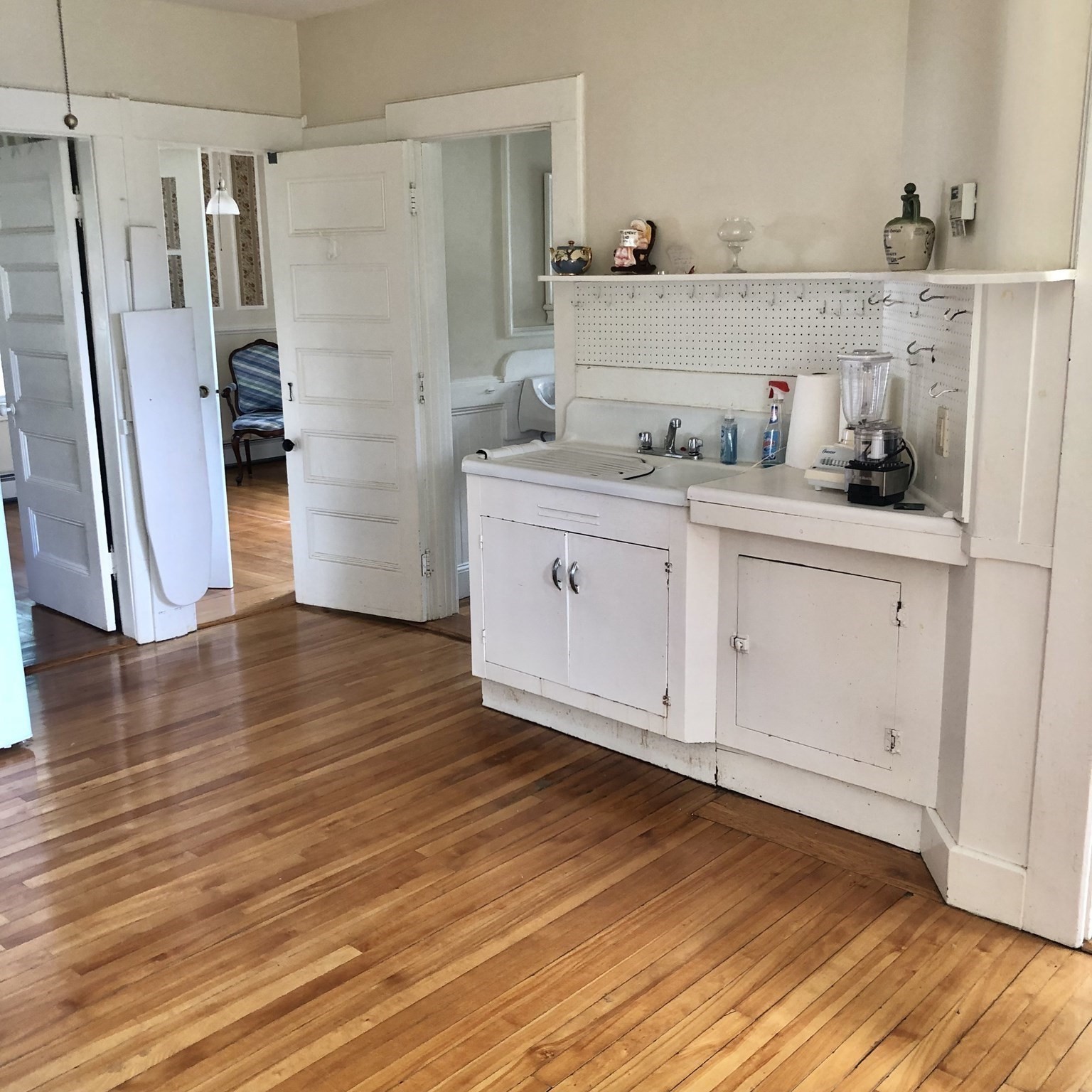 16 California Court, Clinton, MA 01510 - Image 6