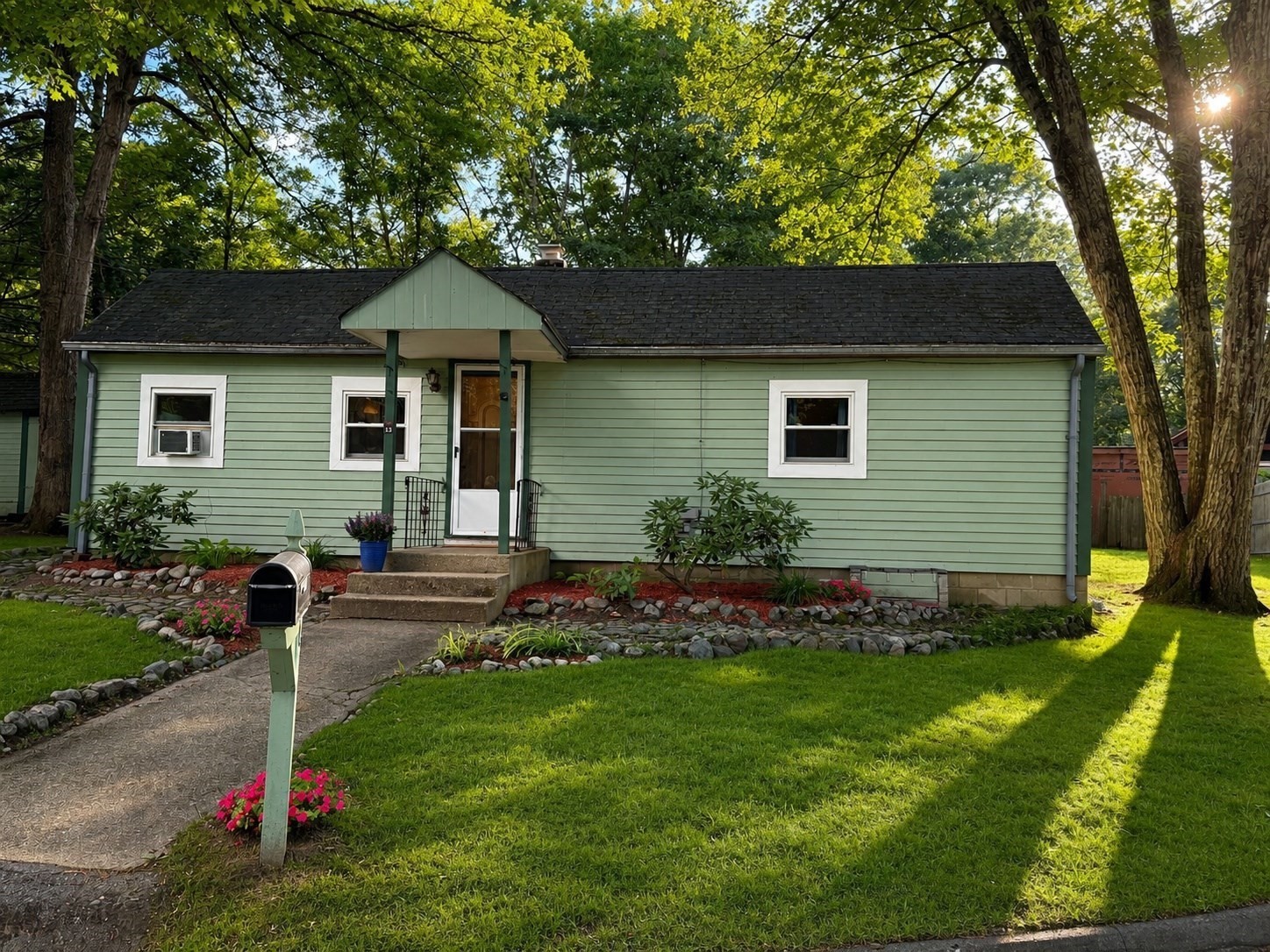13 Park Lane, Wayland, MA 01778