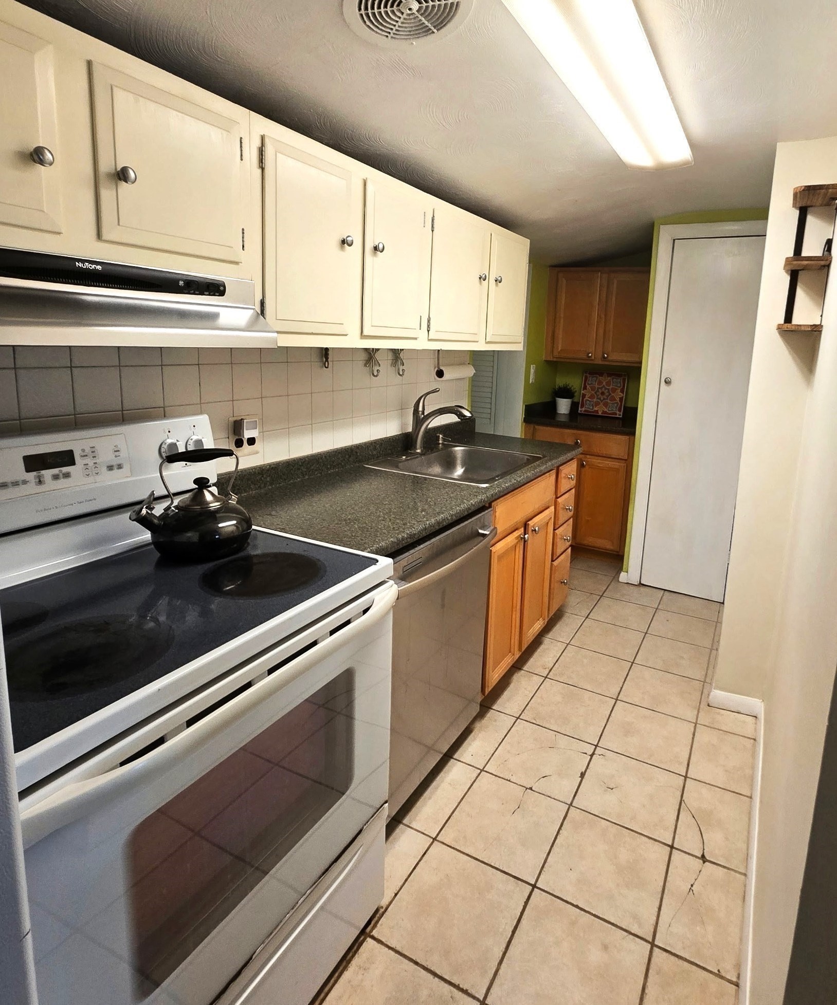 13 Park Lane, Wayland, MA 01778 - Image 7