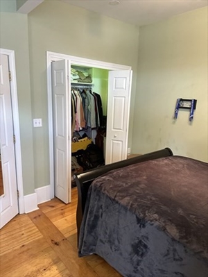61 Putnam St, Apt 2