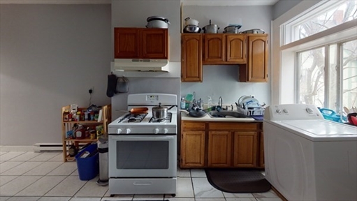11 Forbes, Apt 3