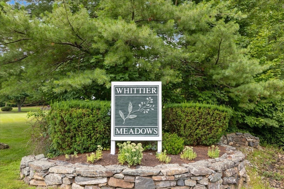 25 Whittier Meadows Dr Unit 25, Amesbury, MA 01913