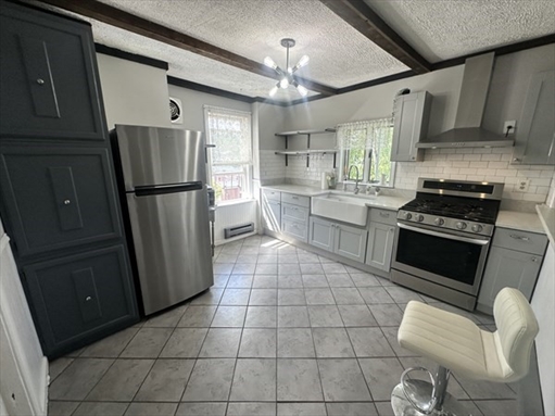 203 3rd St., Apt 3