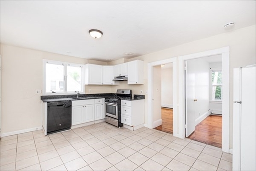 12 Kilby St, Apt 2L