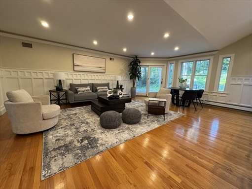 27 Gammons Rd, Apt 27