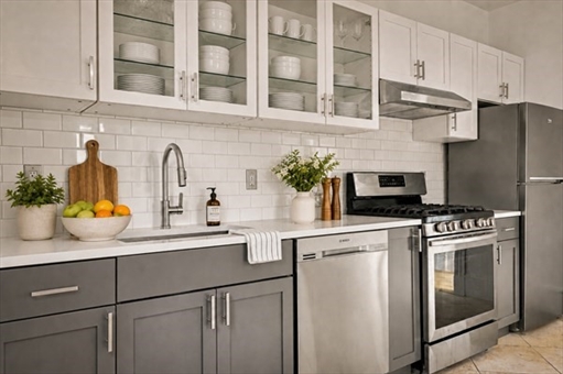 54 Harvard Street, Apt 3