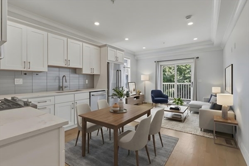 134 Chelsea St, Apt 1