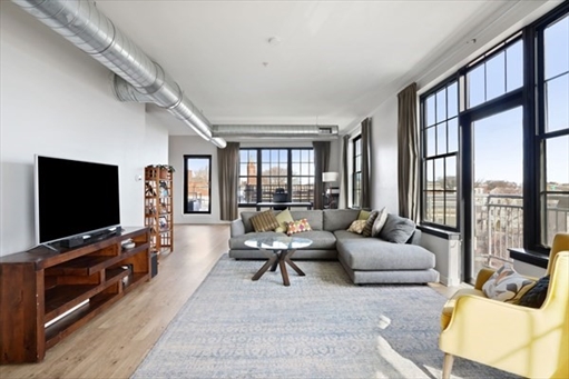 944 Dorchester Ave, Apt 57