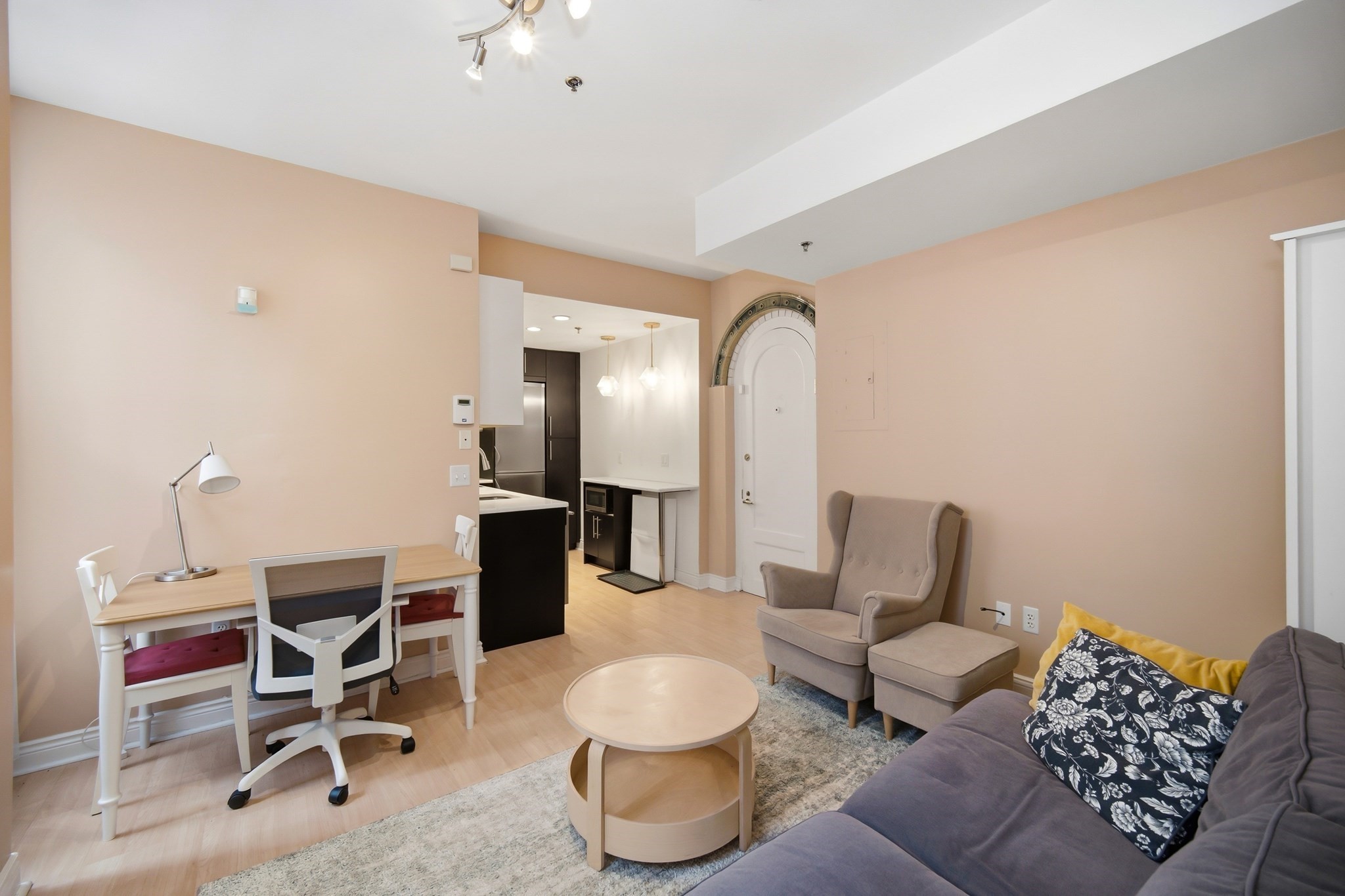 4 Charlesgate E Unit 107, Back Bay, Boston, MA 02215