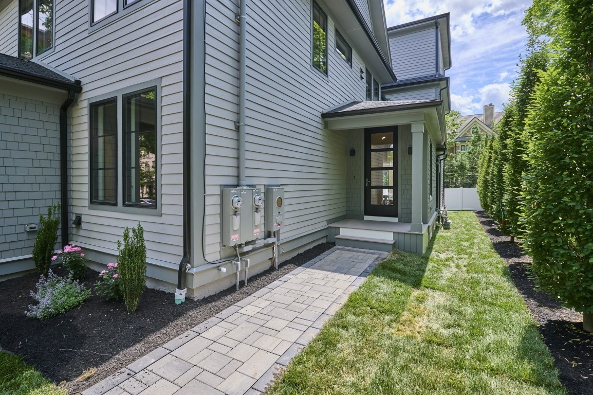 123 Fuller Unit B, Brookline, MA 02446 - Image 2