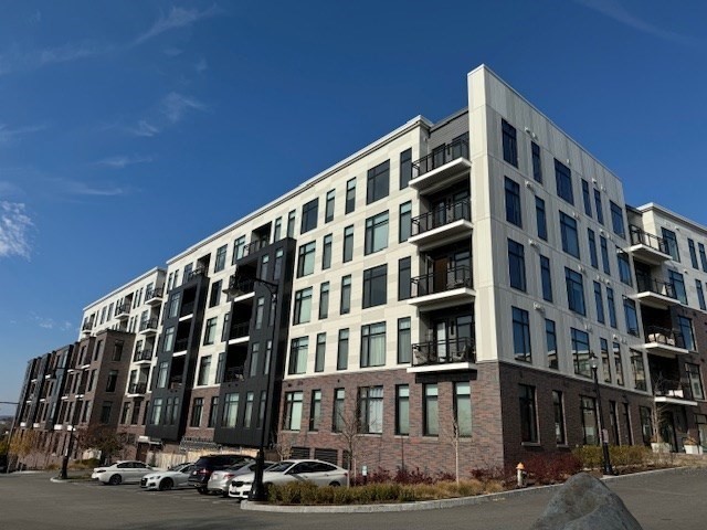 191 Washington St Unit 507, Brighton, Boston, MA 02135