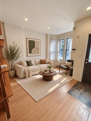 38 Greenwich St, Apt 38