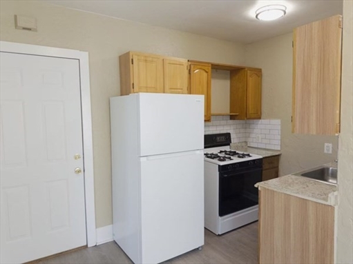 25 Oakland Ave, Apt 2F