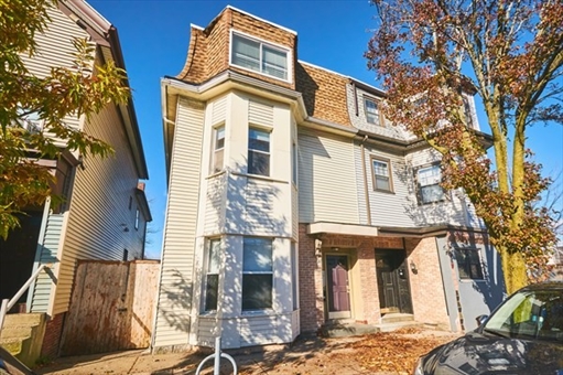 11 Boston St, Apt 2