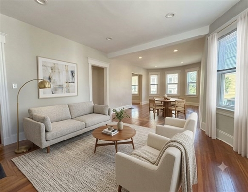 8 Fox St, Apt 1