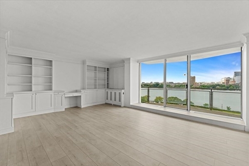 330 Beacon St, Apt 114