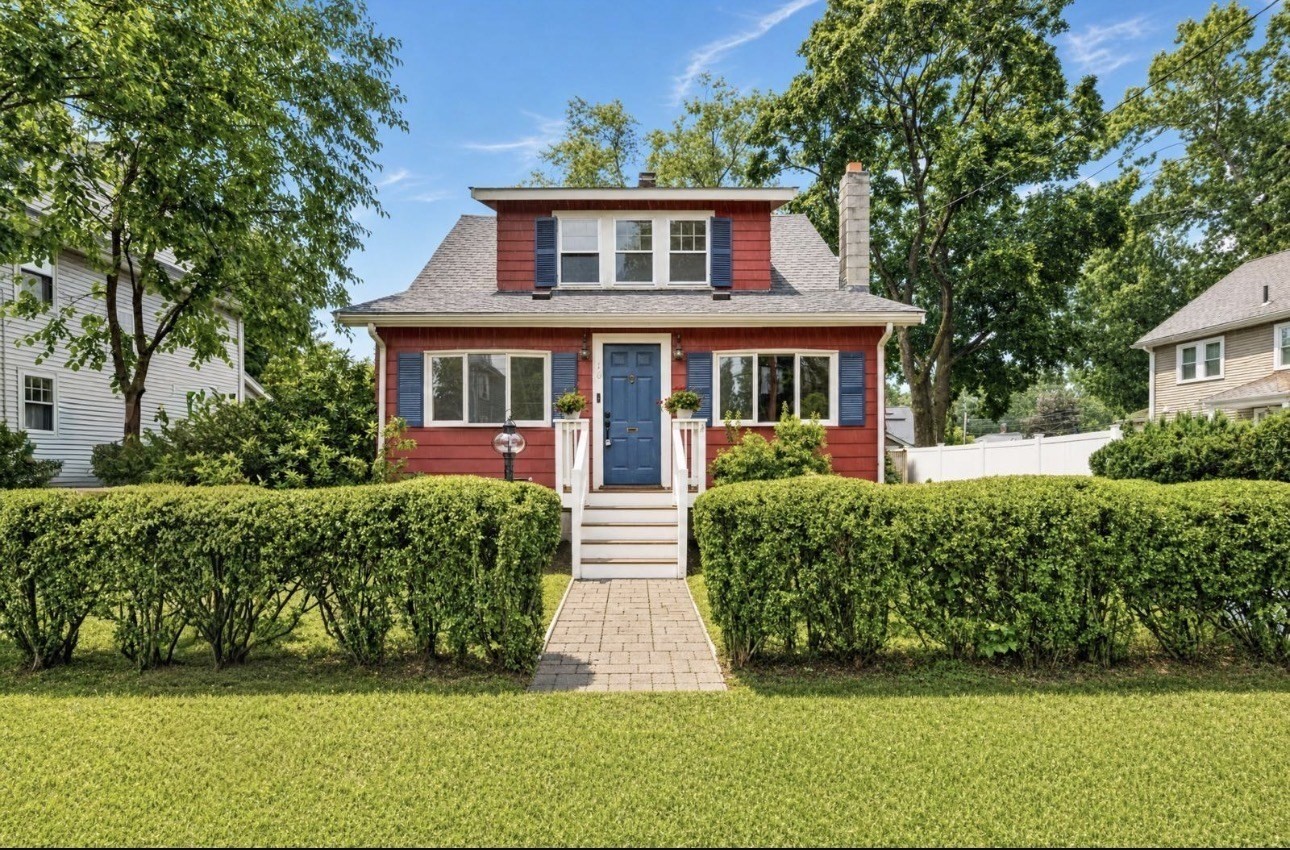18 Fales Rd, Dedham, MA 02026