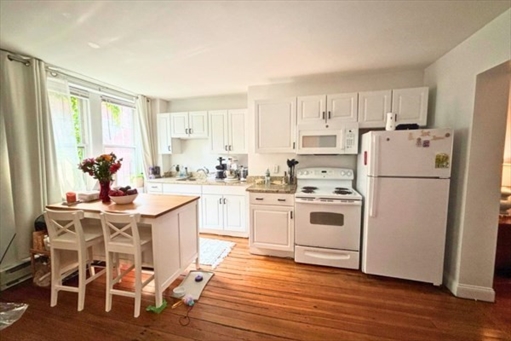 17 Fleet Street, Apt 4
