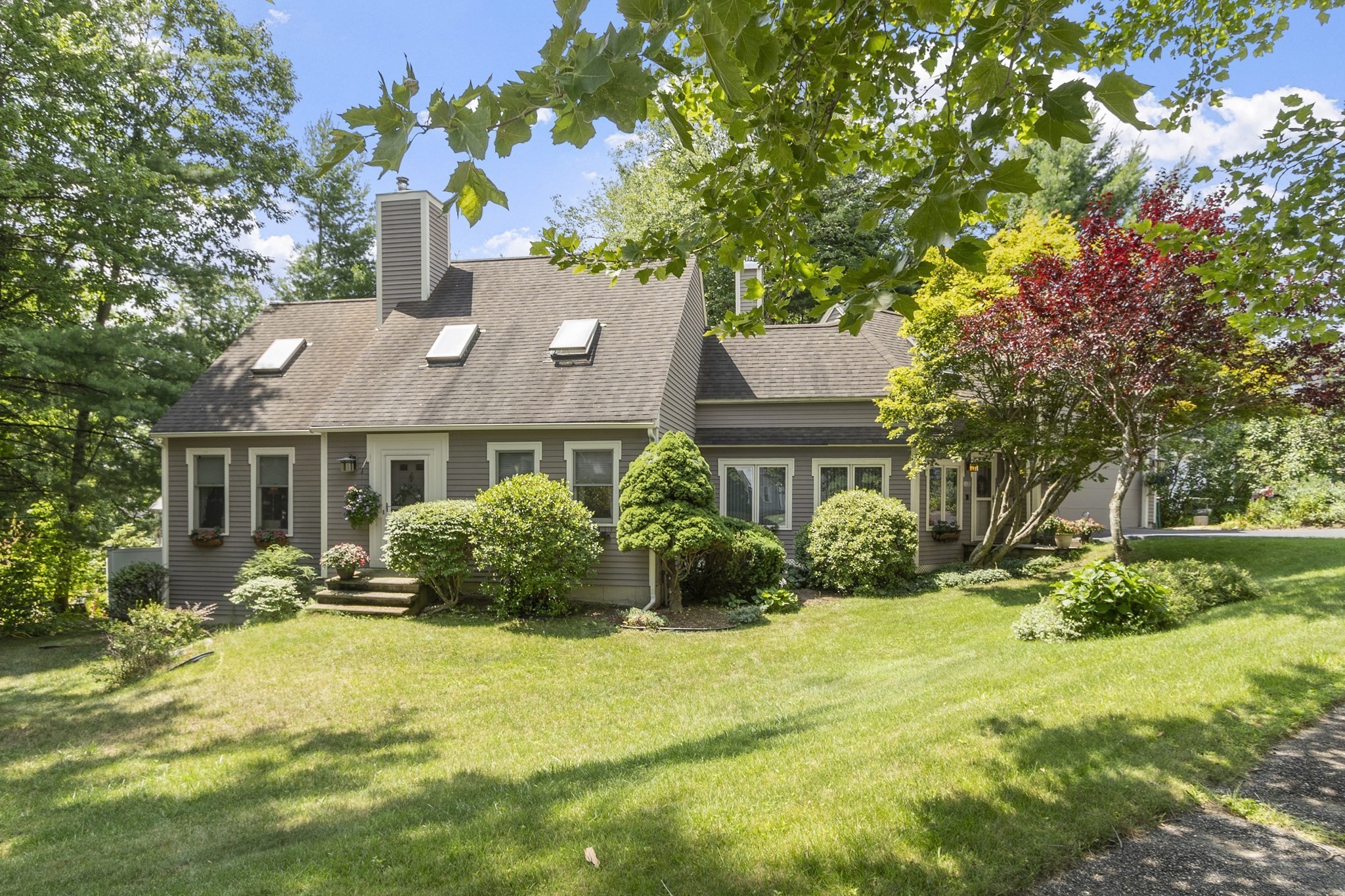 115 Village Xing, Fitchburg, MA 01420