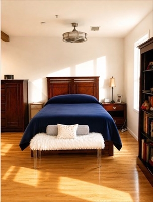 100 Pearl St, Apt 18