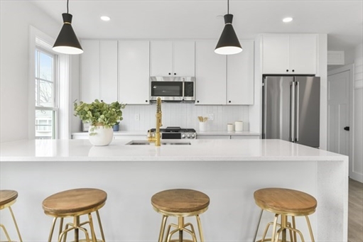10 Geneva Street, Apt 6