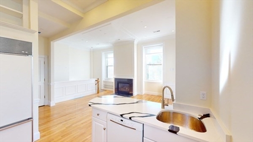 22 Beacon St., Apt 2