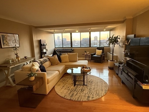 6 Whittier Place, Apt 12C