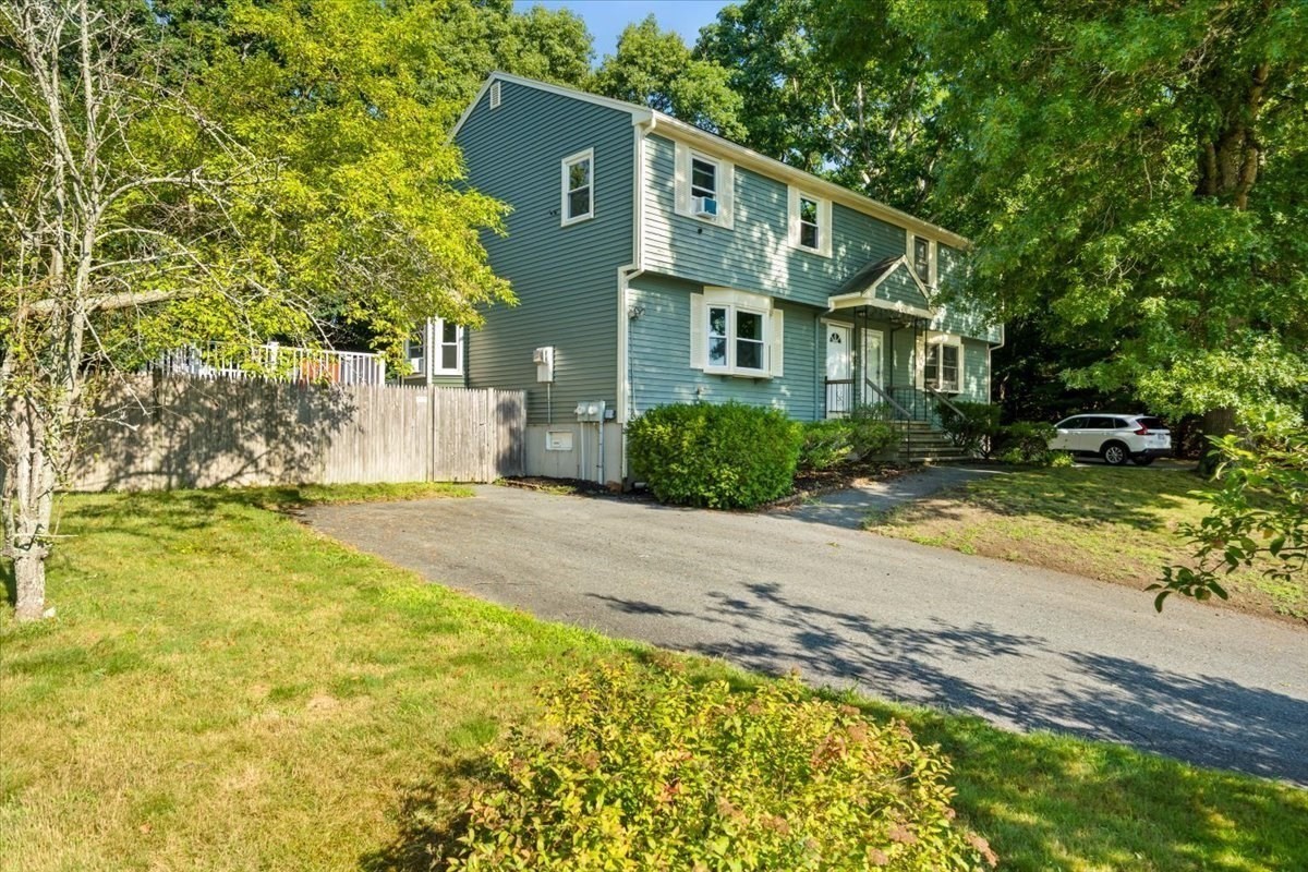 18 Blueberry Knoll Unit 18, Bridgewater, MA 02324