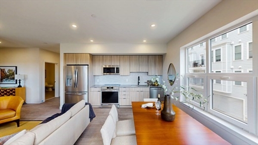 75 Willow Ct, Apt 309