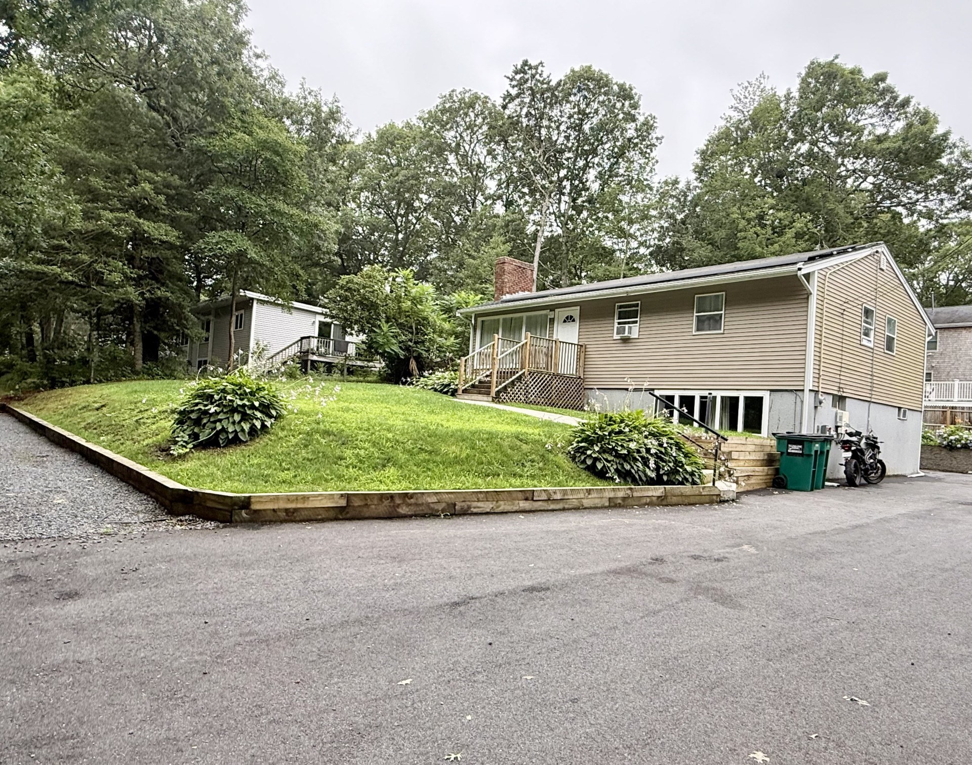 37 Huckleberry Lane, Barnstable, MA 02648