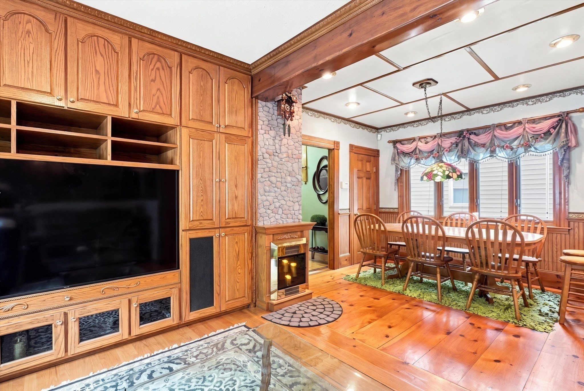 38 Eastman Ave, Swampscott, MA 01907 - Image 3