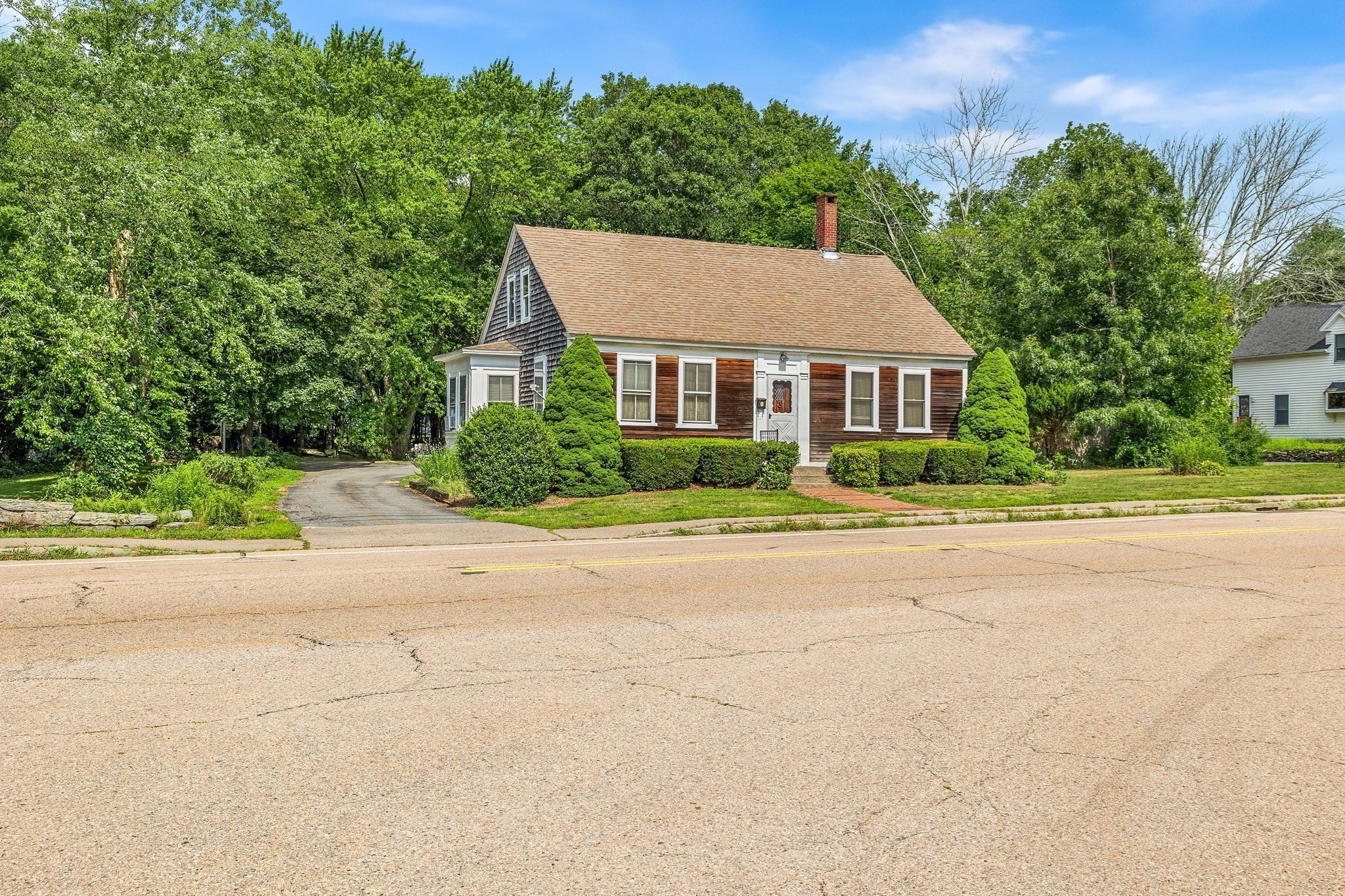 1313 Somerset Ave, Taunton, MA 02780