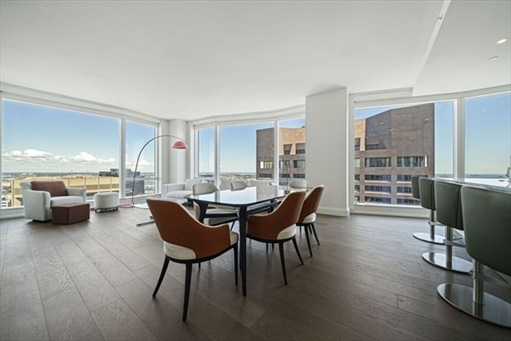 240 Devonshire St, Apt 5112