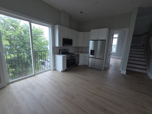 7 Thornley Street, Apt 3