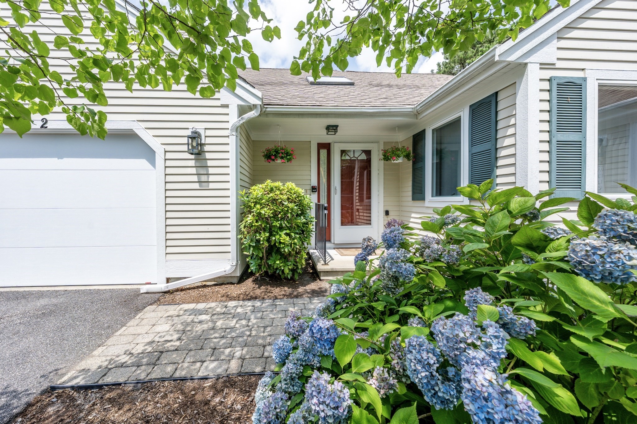 2 Mainsail Cir Unit 70, Mashpee, MA 02649
