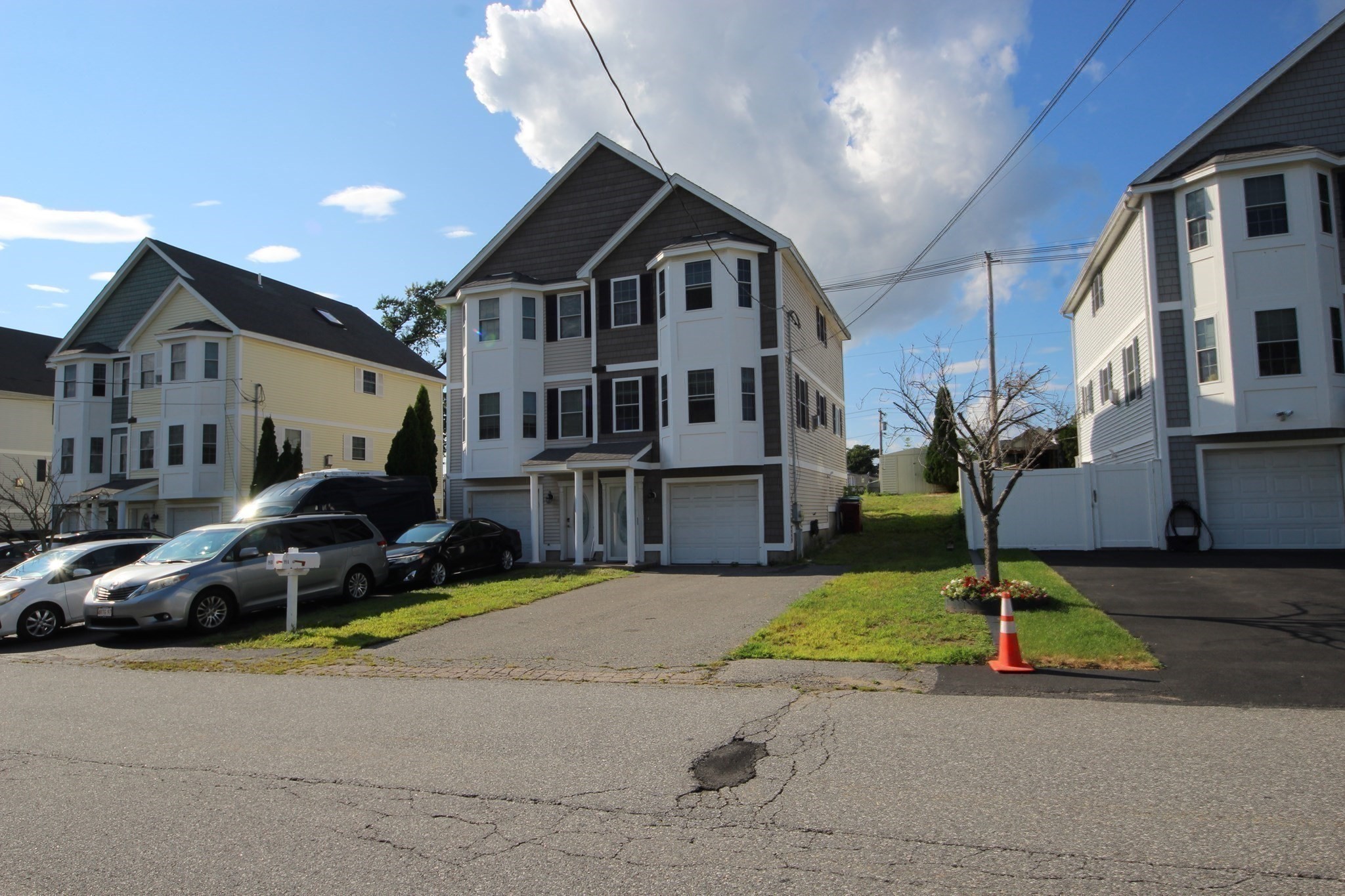 99 Manchester St Unit A, Lowell, MA 01852