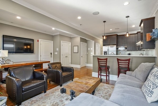 15 Howell St, Apt 1