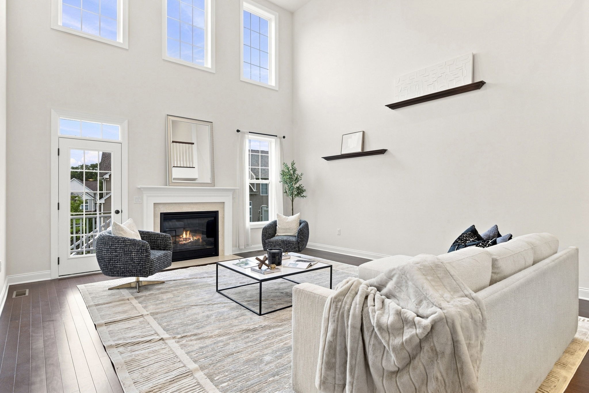 40 Phoebe St Unit 101, Methuen, MA 01844
