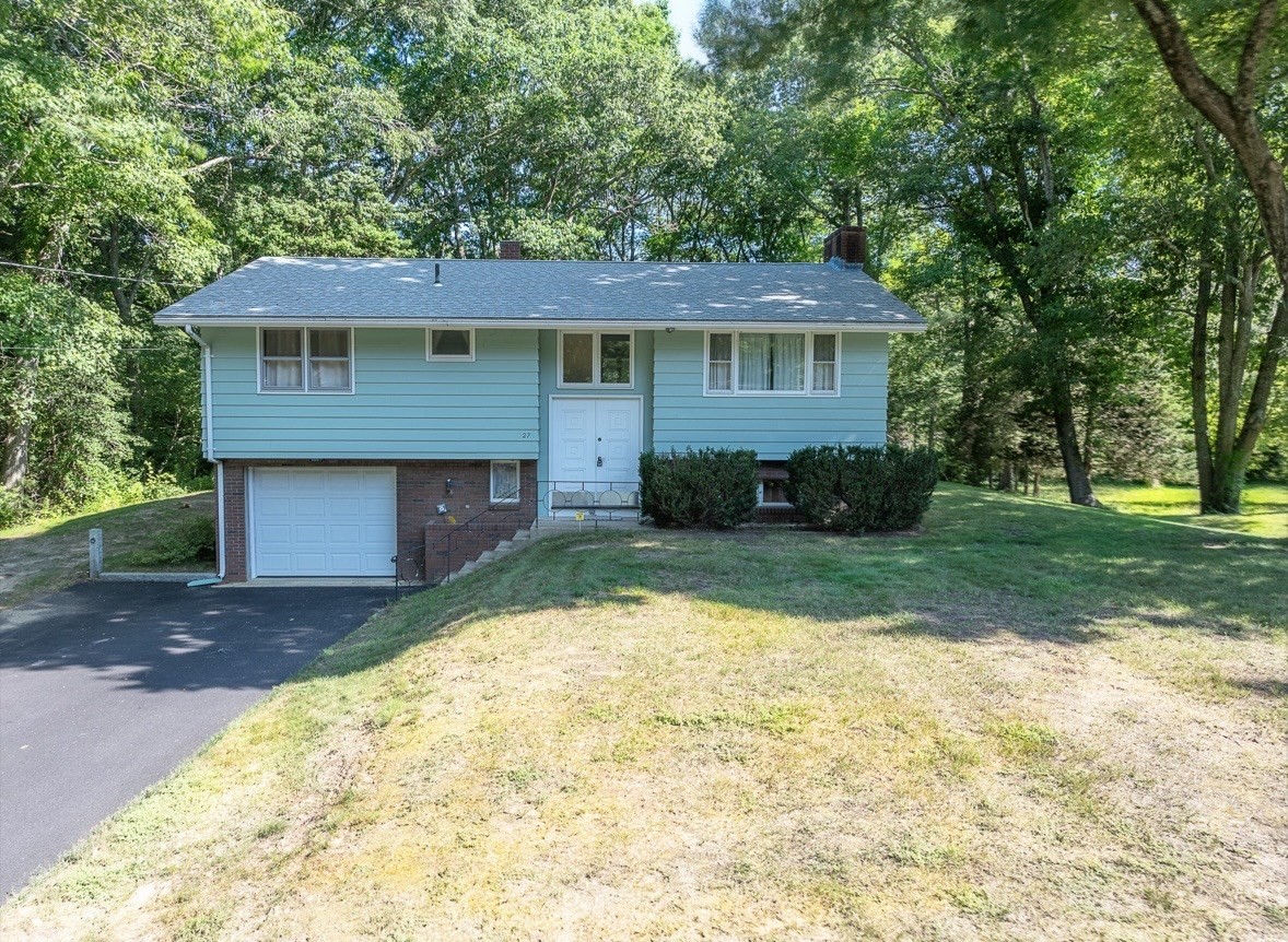 27 Brook St, Kingston, MA 02364