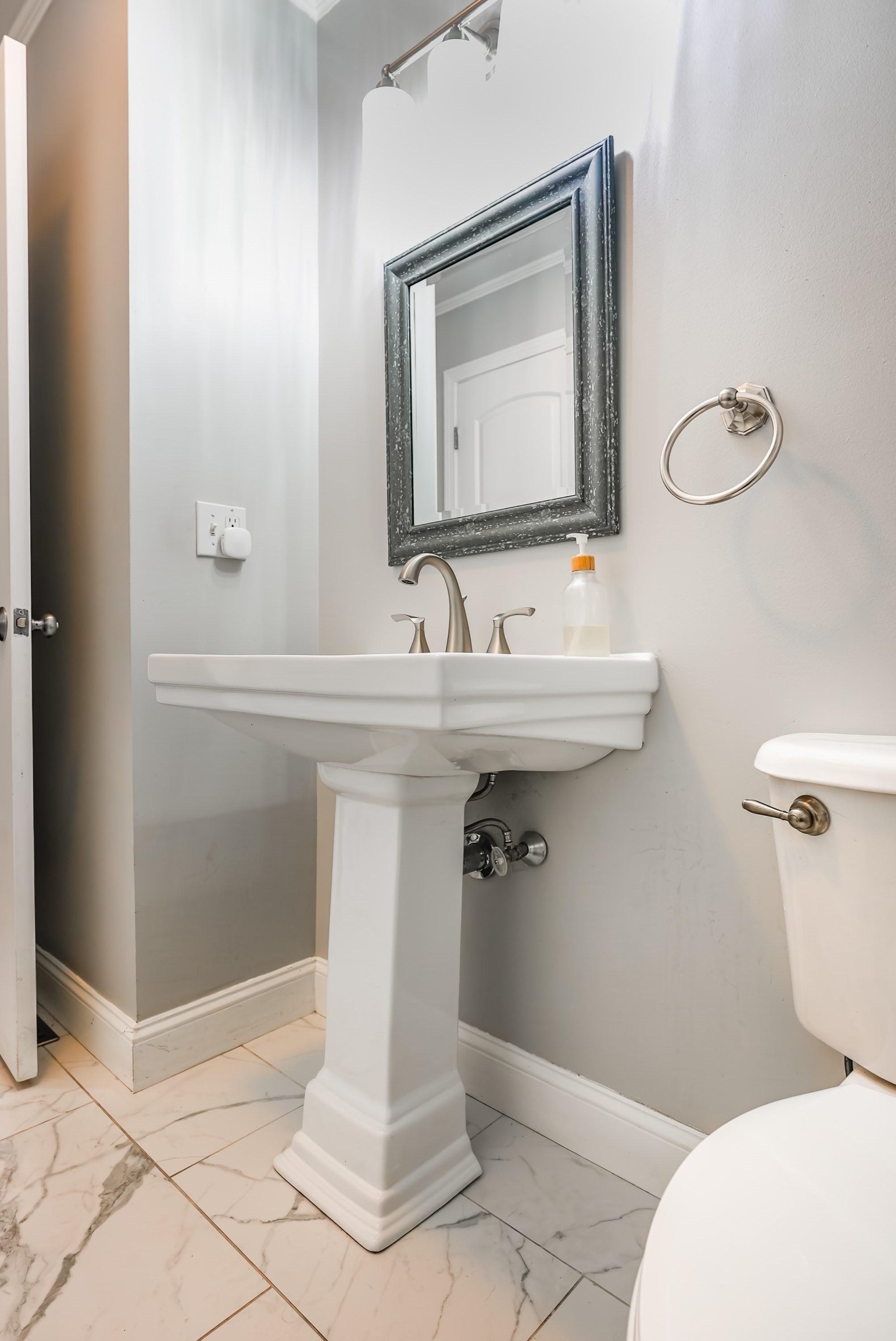 40 Winchester Ln Unit 15, Fall River, MA 02721 - Image 8