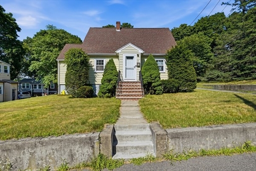 18 Tyler St