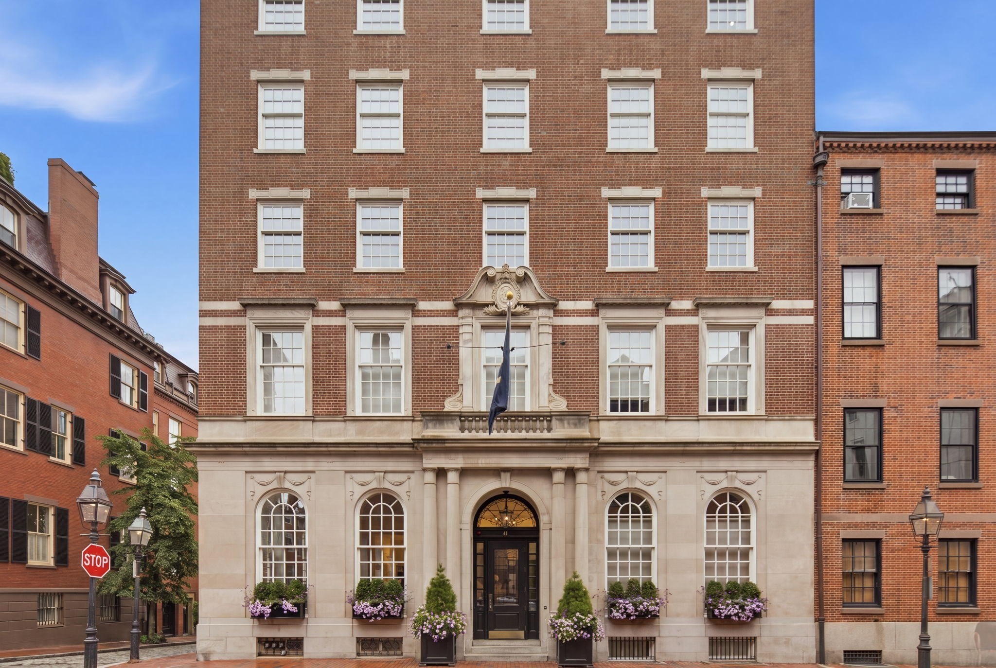 41 Mt Vernon Street Unit 5, Beacon Hill, Boston, MA 02108