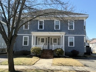 46 Cleveland St, Melrose, MA 02176