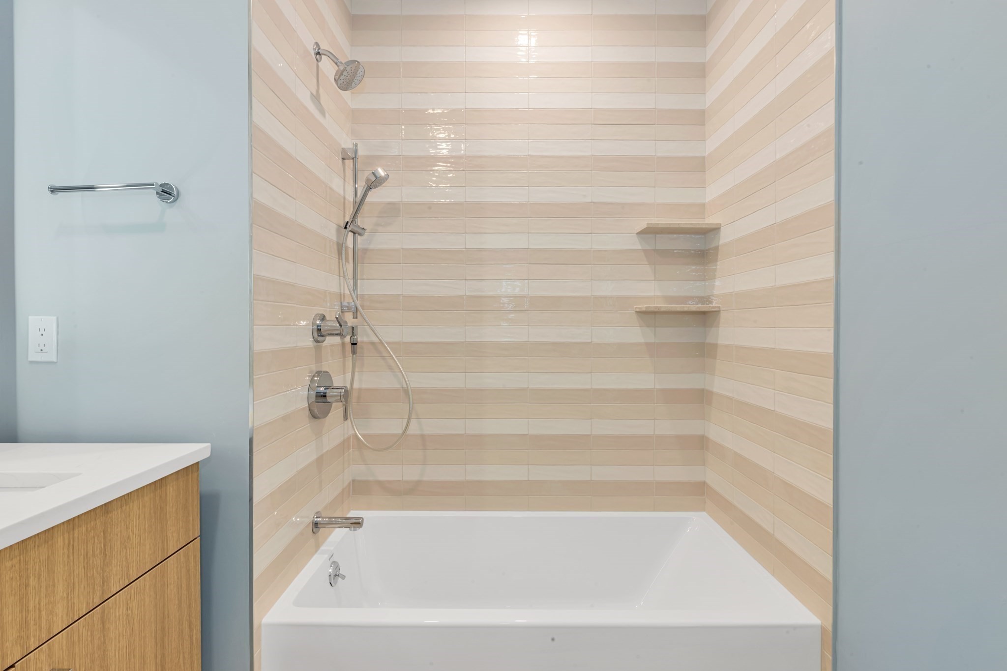 34 Oak Street Unit 101, Hyde Park, Boston, MA 02136 - Image 12
