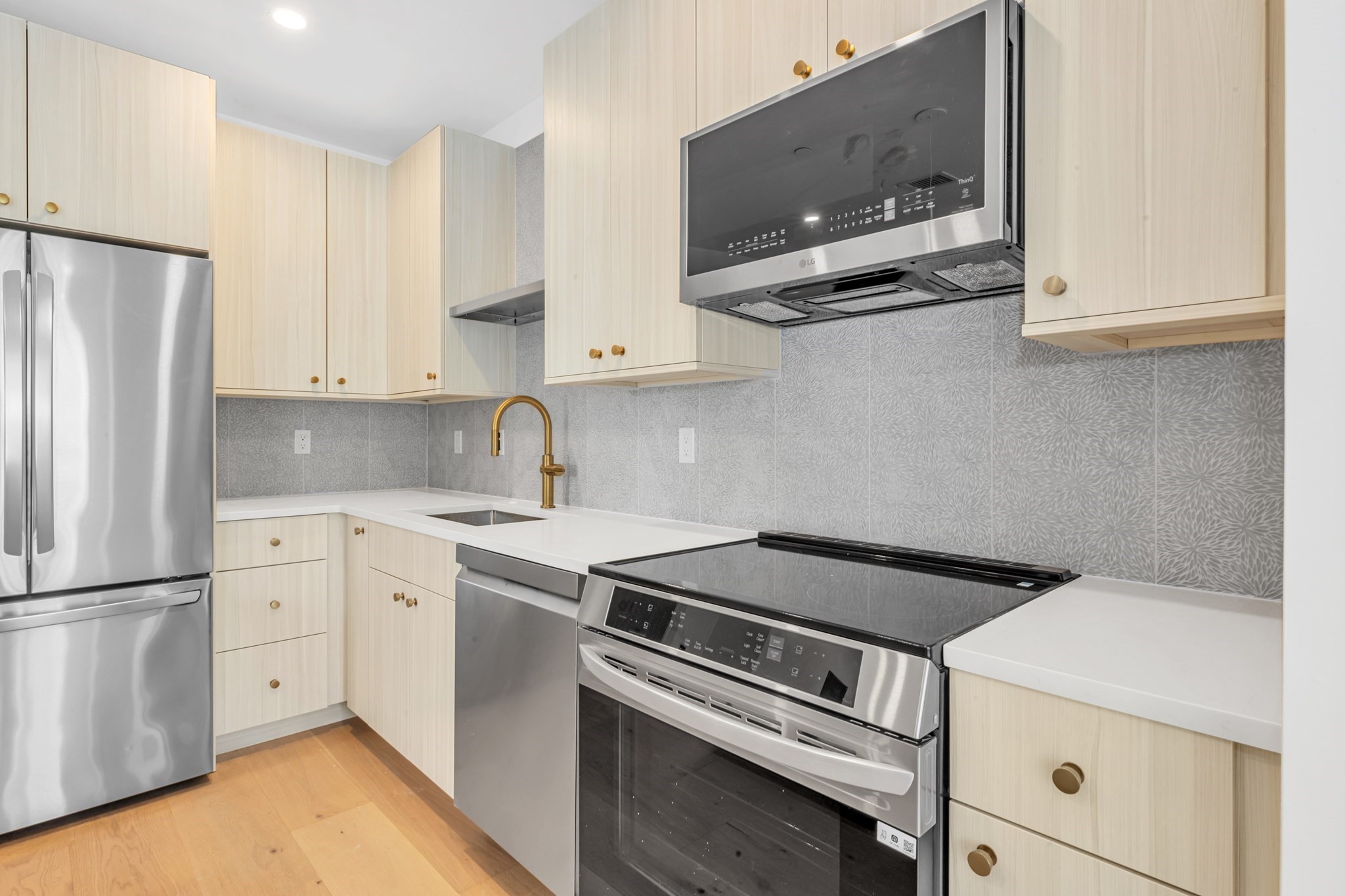 34 Oak Street Unit 101, Hyde Park, Boston, MA 02136 - Image 5