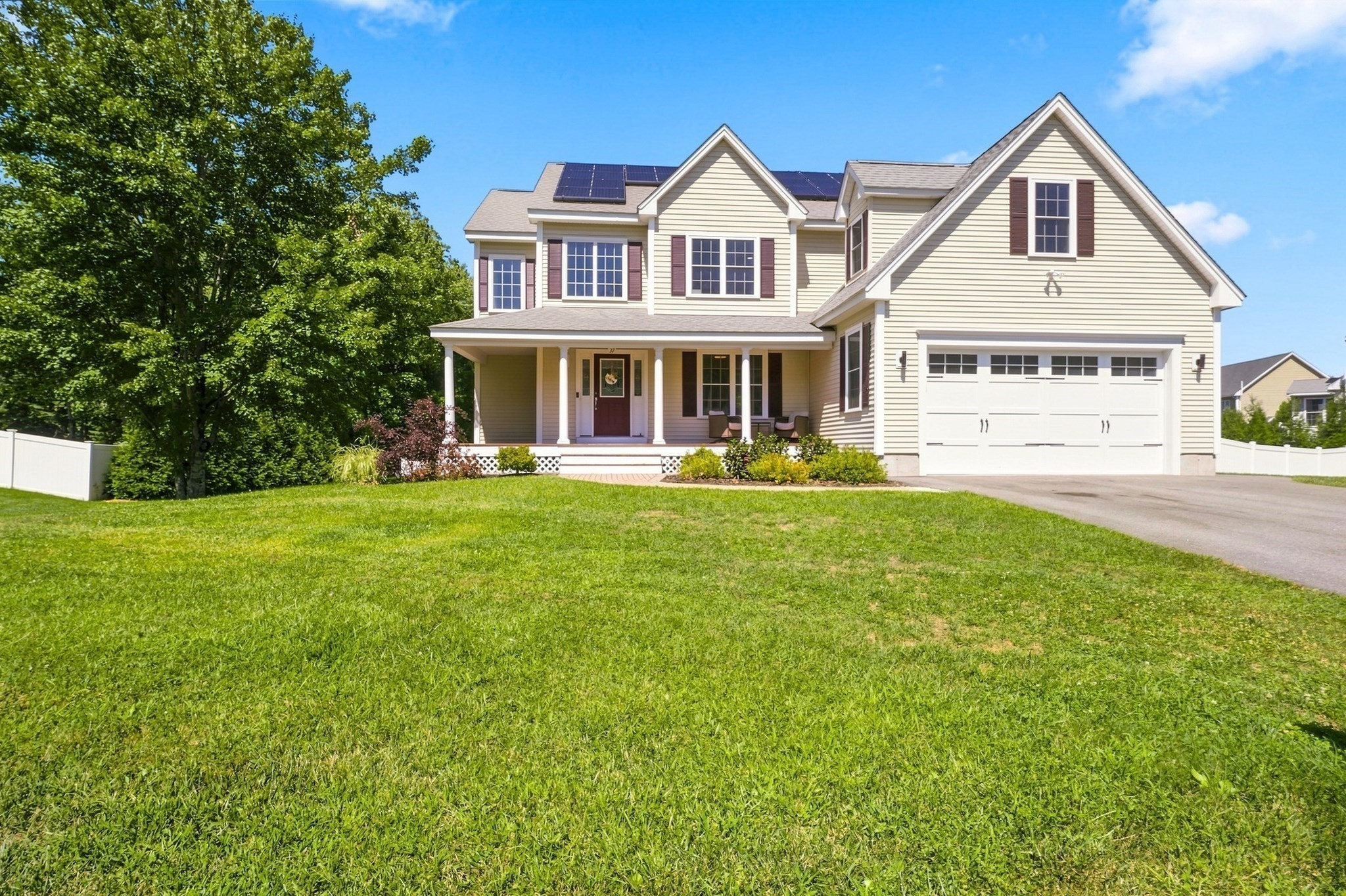 37 Bacon Street, Pepperell, MA 01463