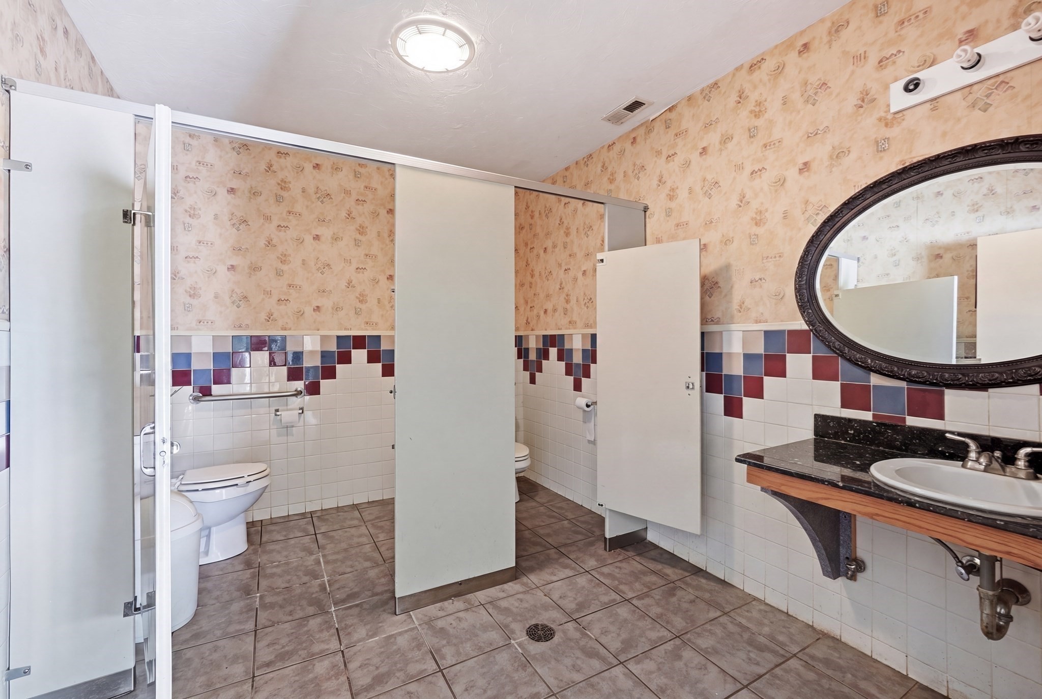 150 West Main Street, West Brookfield, MA 01585 - Image 12