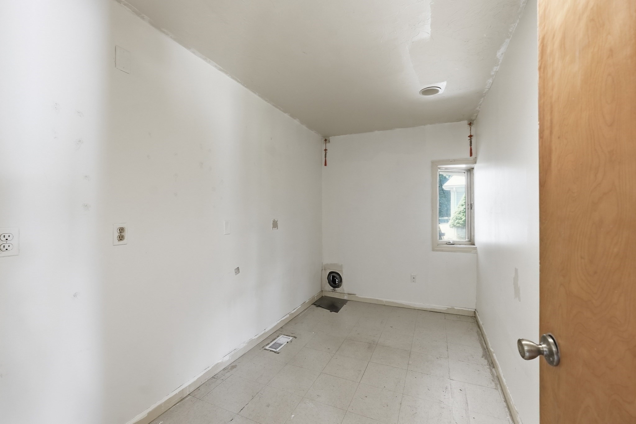 150 West Main Street, West Brookfield, MA 01585 - Image 27