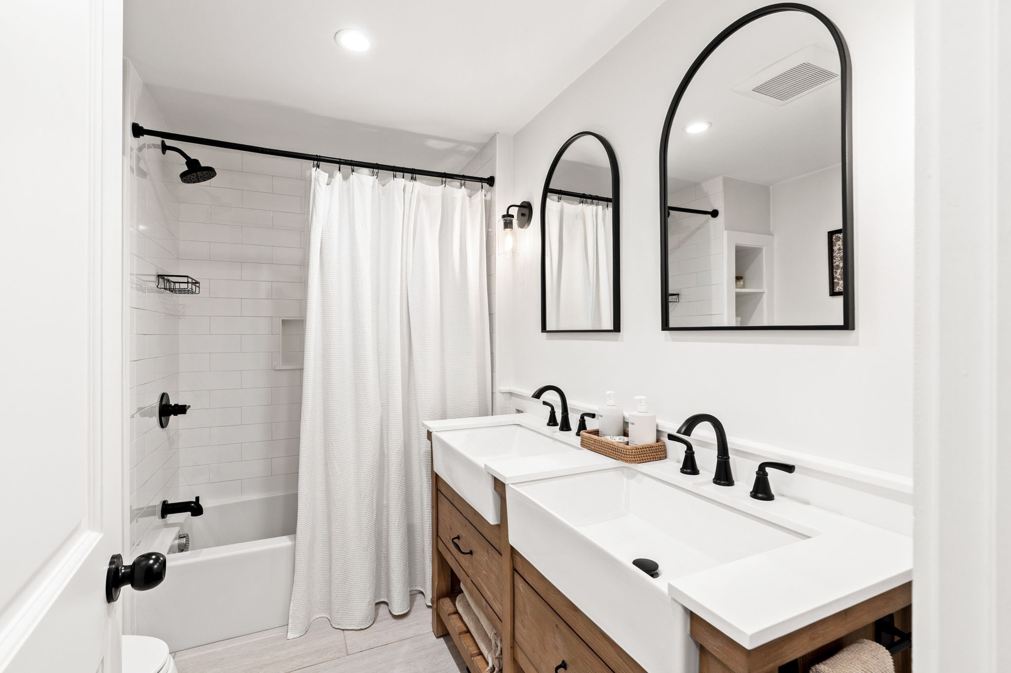 46 Woodcrest Dr, Wakefield, MA 01880 - Image 28