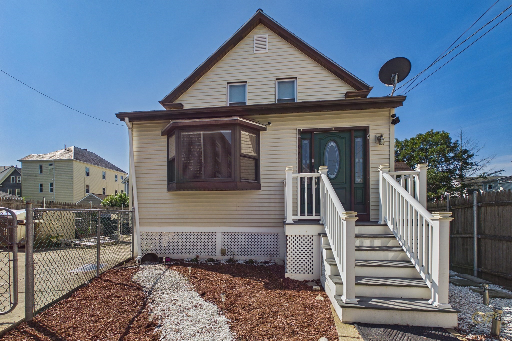 206 Austin St, New Bedford, MA 02740